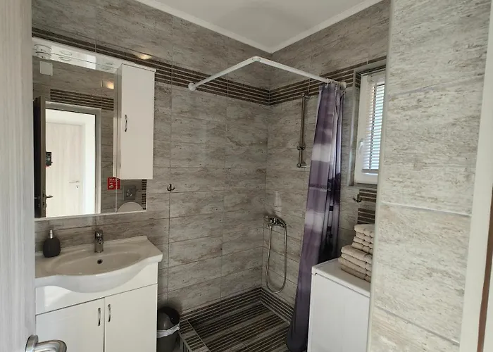 Lea 2 Apartmán *