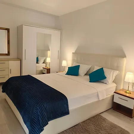 Lea 2 Apartment Malinska